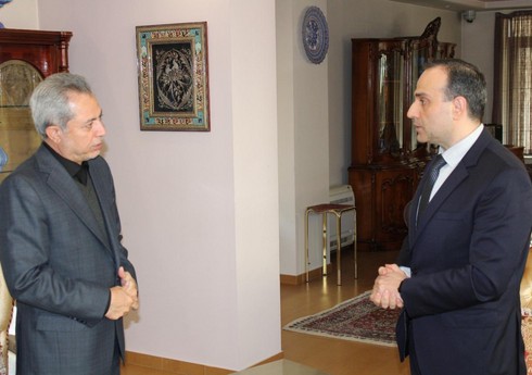 Посол Азербайджана в Болгарии посетил посольство Ирана