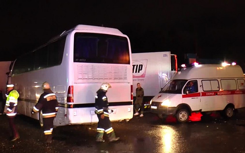Bus service accident in Russia killed 3 oilmen, 10 hospitalized