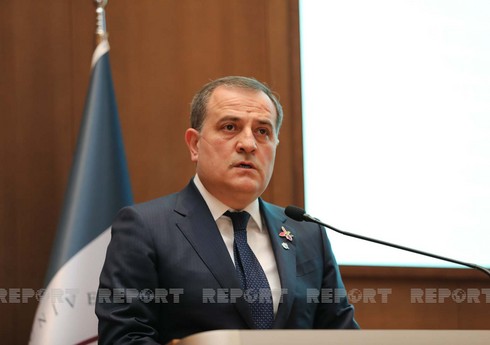 Глава МИД: Азербайджан вернул Армении всех военнопленных