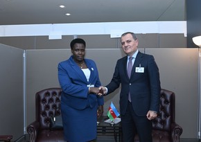 Jeyhun Bayramov discusses activities of Non-Aligned Movement with Vice President of Uganda