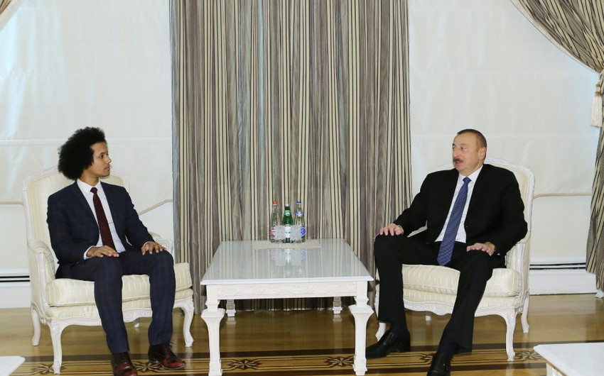 Президент Азербайджана Ильхам Алиев принял делегацию Франции