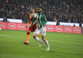 Mahir Emreli Konyasporla vidalaşıb