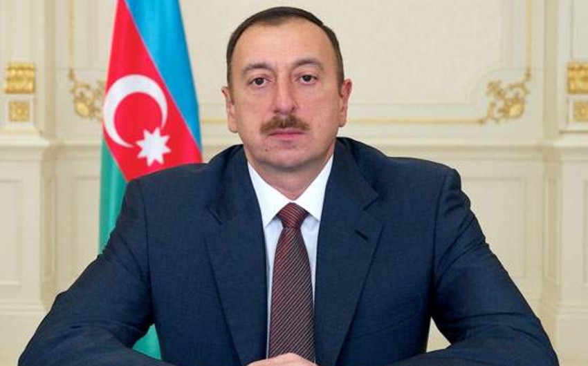 Президент Ильхам Алиев: В эти тяжелые минуты азербайджанский народ находится рядом с народом Турции