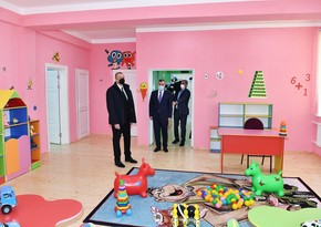 President Ilham Aliyev attends ceremony to present apartments to families of martyrs and war disabled
