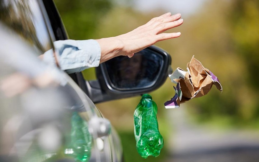 Azerbaijan increases fines for disposing garbage from vehicles