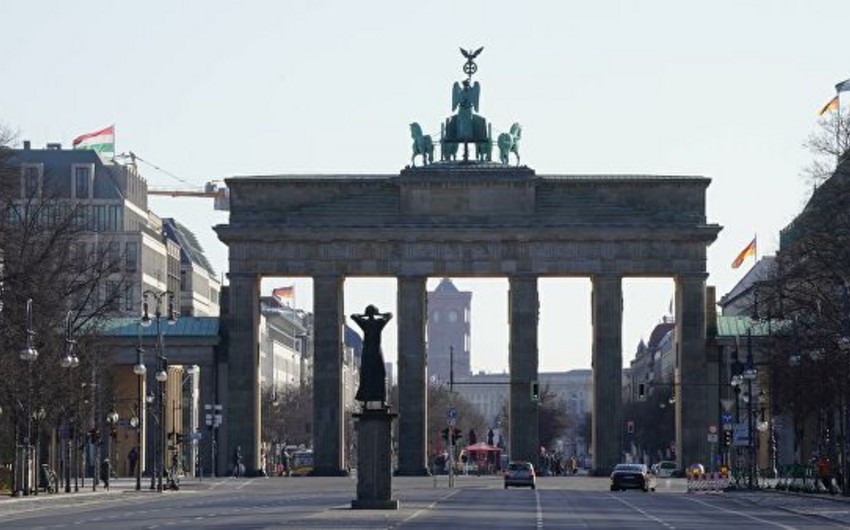 В Берлине со среды начнут открываться магазины