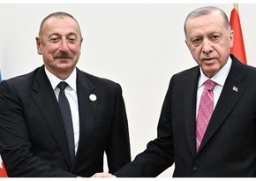 Президенты Азербайджана и Турции провели телефонный разговор