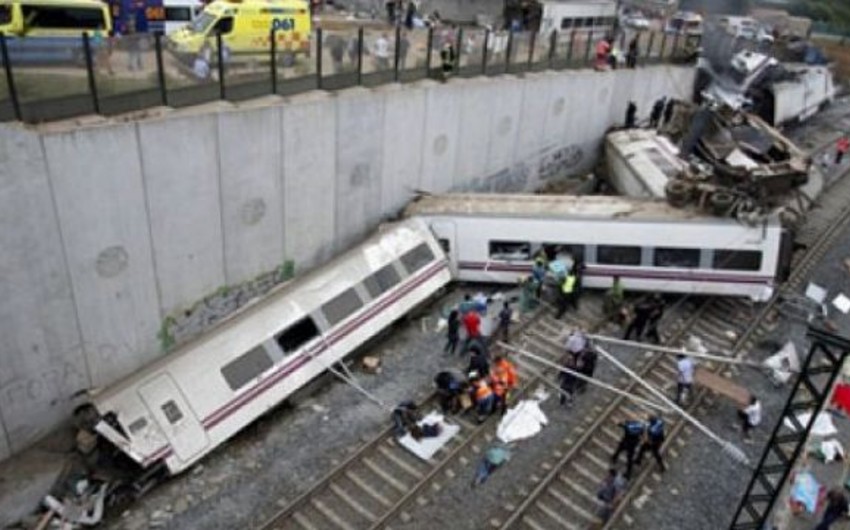 Два поезда столкнулись в Италии