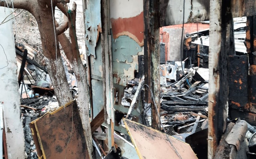 В Баку произошел пожар в общежитии для вынужденных переселенцев 
