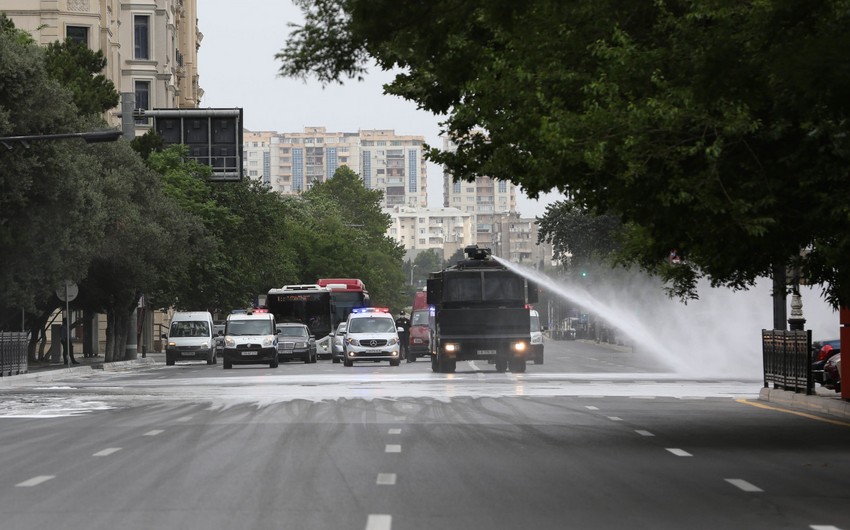 В Баку проводятся очередные дезинфекционные работы