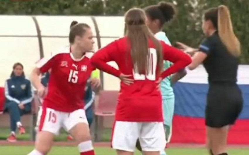Юные футболистки сборных России и Швейцарии устроили драку - ВИДЕО