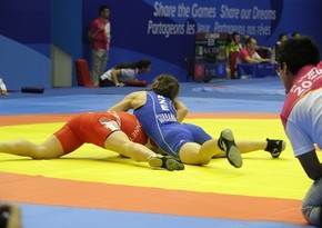 Azerbaijani 4 female wrestlers to compete for gold medal