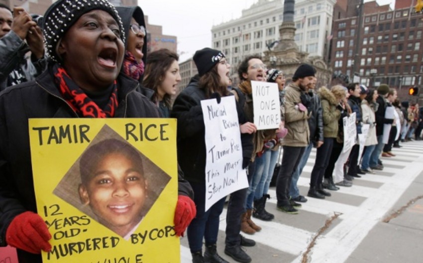 ​Суд оправдал белого полицейского, застрелившего 12-летнего афроамериканца