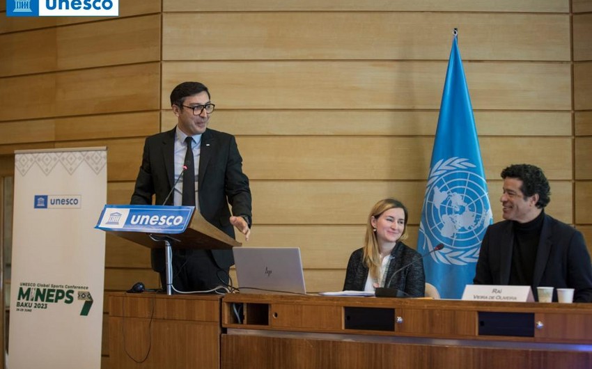 Fərid Qayıbov UNESCO-ya üzv ölkələrin Daimi nümayəndəliklərinin sessiyasında çıxış edib