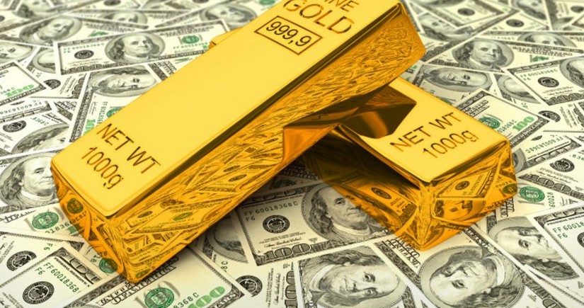 Цены на золото выросли на фоне ослабления доллара США