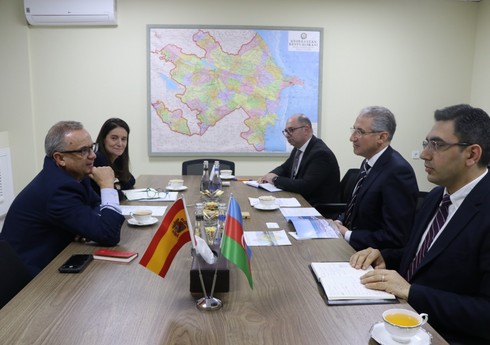 Обсуждены перспективы сотрудничества между Азербайджаном и Испанией в сфере охраны окружающей среды