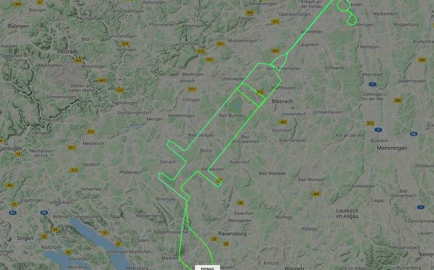 Немецкий пилот нарисовал в небе шприц