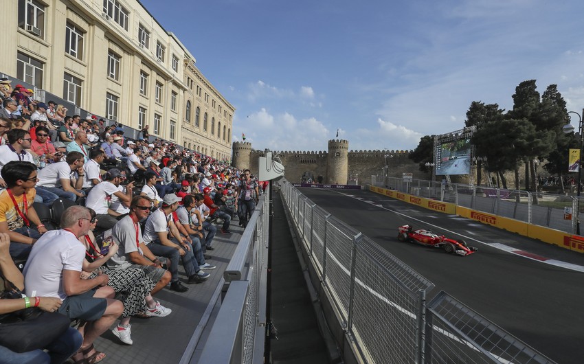 Формула-1 в Баку: Начинается этап замены ваучеров на электронные билеты