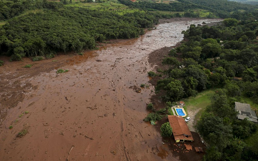 Braziliyada bəndin dağılması nəticəsində 84 nəfər ölüb