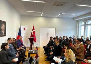 Türkiyənin 100 illiyi tədbirləri çərçivəsində Praqada süni intellekt tədbiri keçirilib