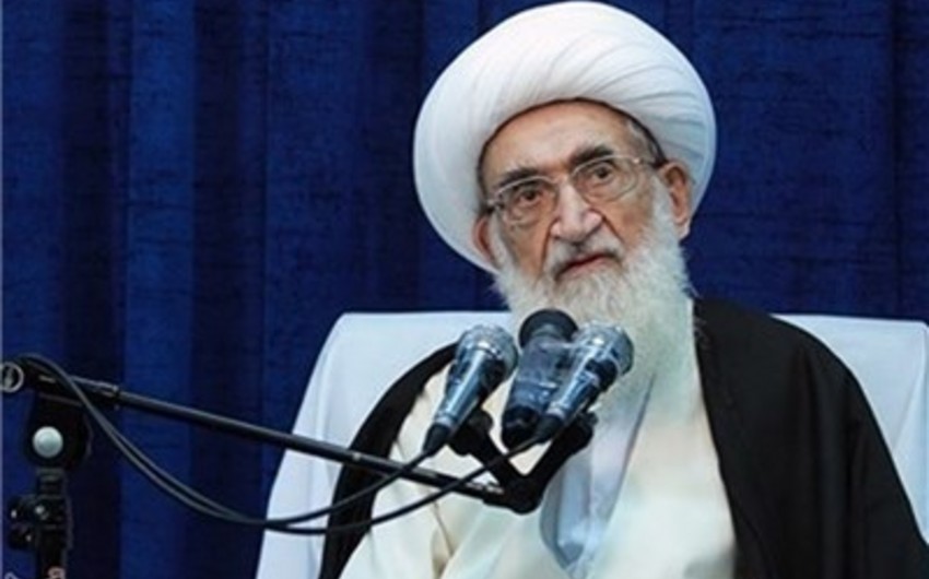 Ayatollah Hamadani: People suffer from rising prices