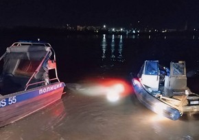 В Омске при столкновении лодки с плавающей стоянкой судов погибли двое