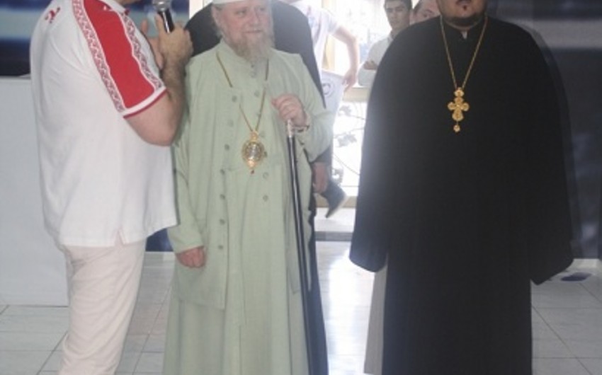 ​Архиепископ Бакинский и Азербайджанский Александр посетил Дом болельщиков Баку-2015