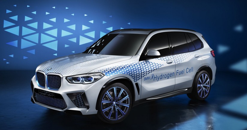 BMW fuel cell SUV to enter mass production as soon as 2025