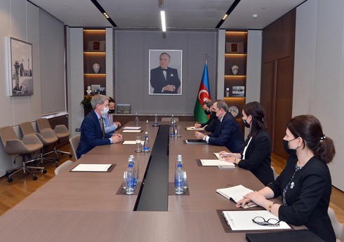 Азербайджан поблагодарил Великобританию за поддержку по разминированию территорий
