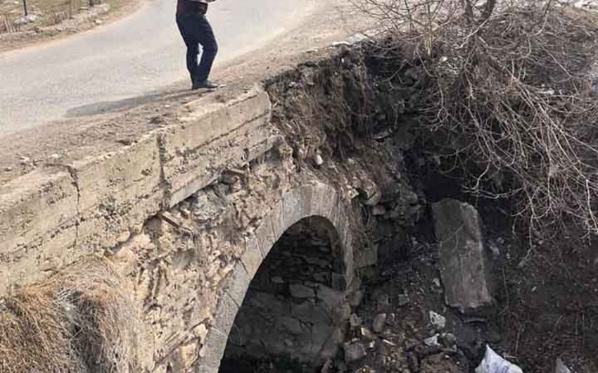 Мост в населенной азербайджанцами деревне находится в аварийном состоянии