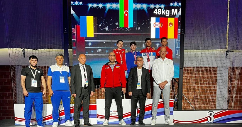 Azerbaijani boxer claims European crown