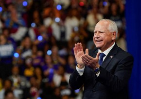 Tim Walz accepts US vice president nomination