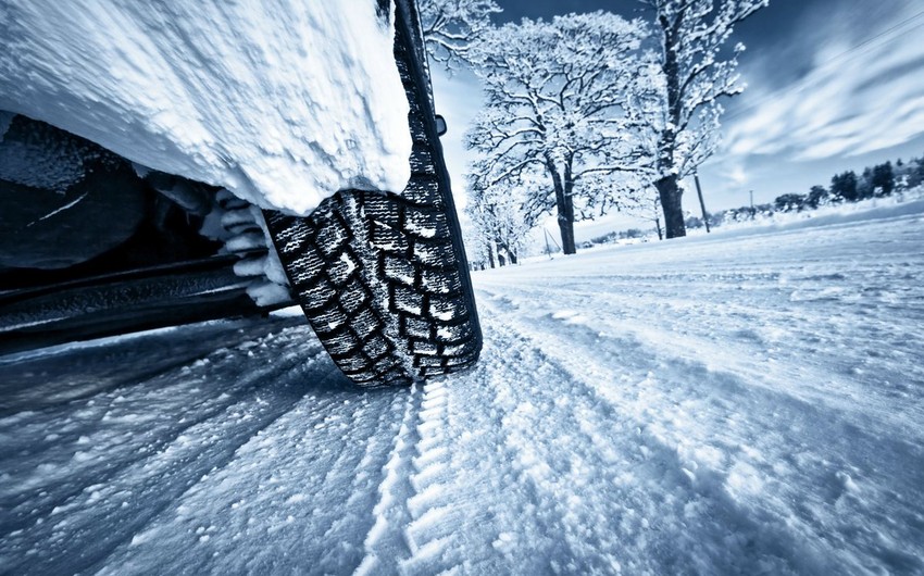 ГДП предупредила водителей и пешеходов в связи со снежной погодой