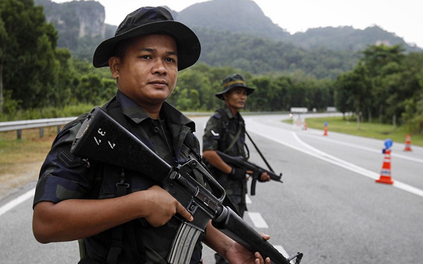 Malaysian Police Prevent Terrorist Attack, Arrest 14 Suspects, Seize Bomb