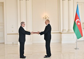 Ilham Aliyev receives credentials of newly appointed ambassador of Austria to Azerbaijan