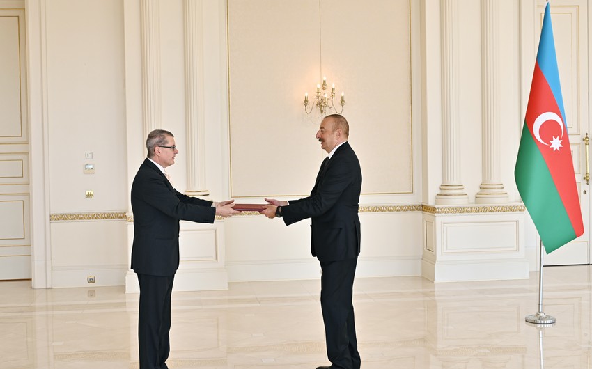 Ilham Aliyev receives credentials of newly appointed ambassador of Austria to Azerbaijan