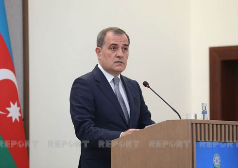 Глава МИД Азербайджана отправился с визитом в Кыргызстан