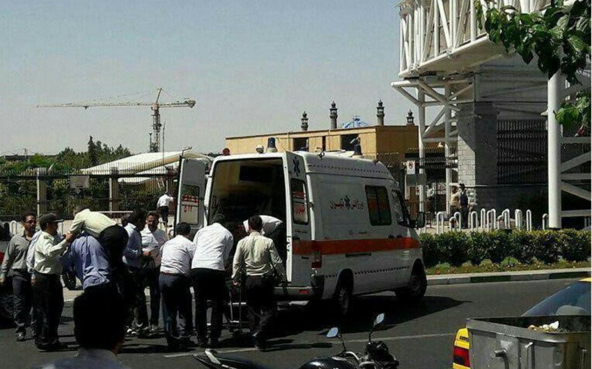 İranda terror qurbanlarının sayı 17 nəfərə çatıb