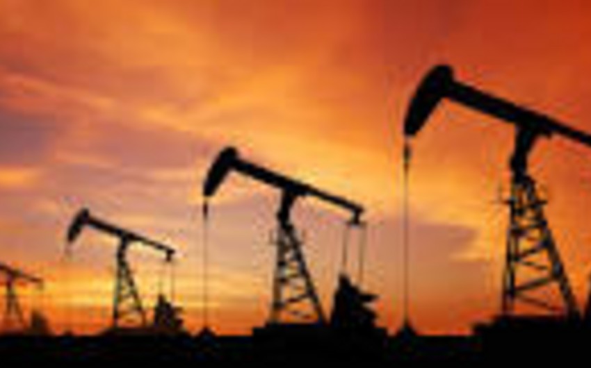 World oil prices up by 2%