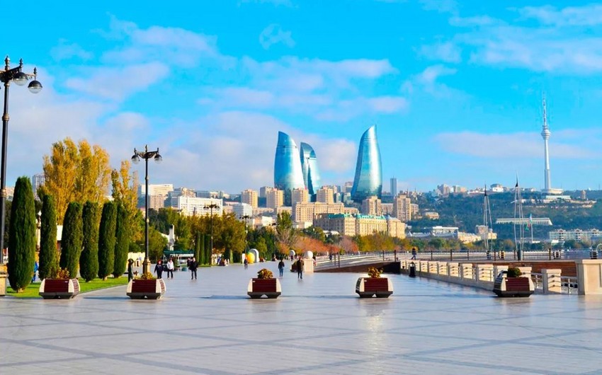 С сегодняшнего дня гражданам Азербайджана запрещено выходить на улицу
