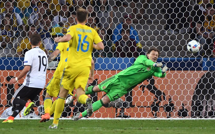 AVRO-2016: Almaniya 2:0 hesabı ilə Ukraynaya qalib gəlib
