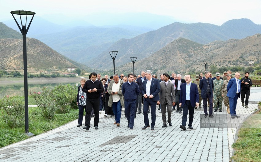 Members of diplomatic corps accredited in Azerbaijan arrive in Sugovushan