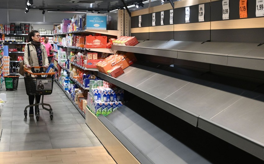 В магазинах Франции возникла нехватка продуктов питания