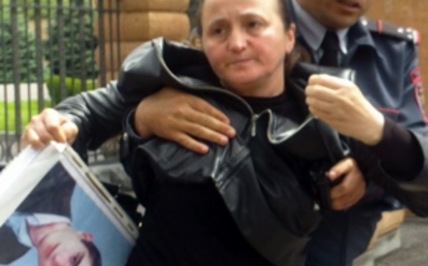 В Армении состоялась акция протеста матерей погибших военнослужащих - ВИДЕО