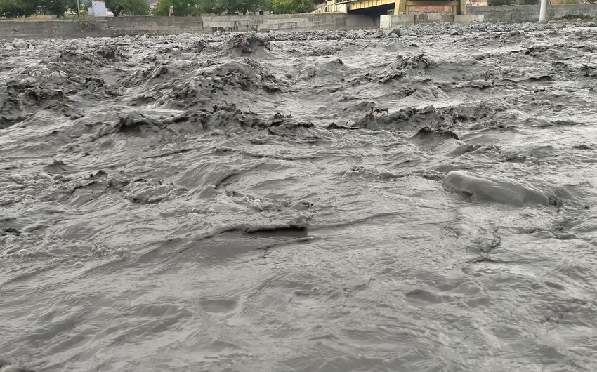 В Азербайджане в ближайшие два дня ожидается повышение уровня воды в реках