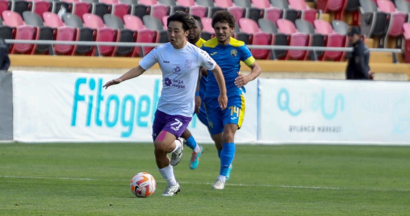 Samir Abasov 3 futbolçunun “Sumqayıt”da qalmasını istəyir