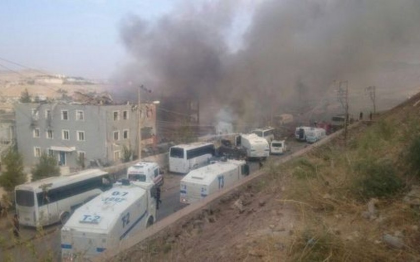 Türkiyədə polis məntəqəsinə hücum nəticəsində ölənlərin sayı 11 çatıb, 78 nəfər yaralanıb - YENİLƏNİB-2