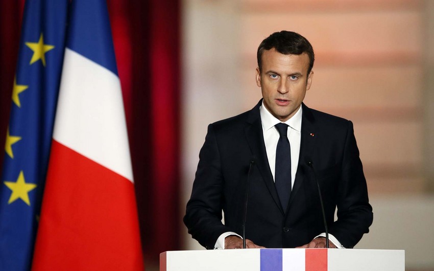 Макрон: Франция будет работать над восстановлением мира между Азербайджаном и Арменией 