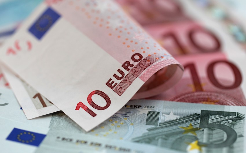 Euro exchange rate dropped to 1,124 dollars