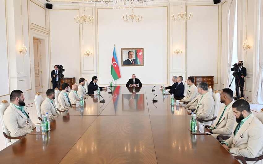 President Ilham Aliyev receives Azerbaijani athletes who won medals at Paris Summer Olympic Games and their coaches - UPDATED